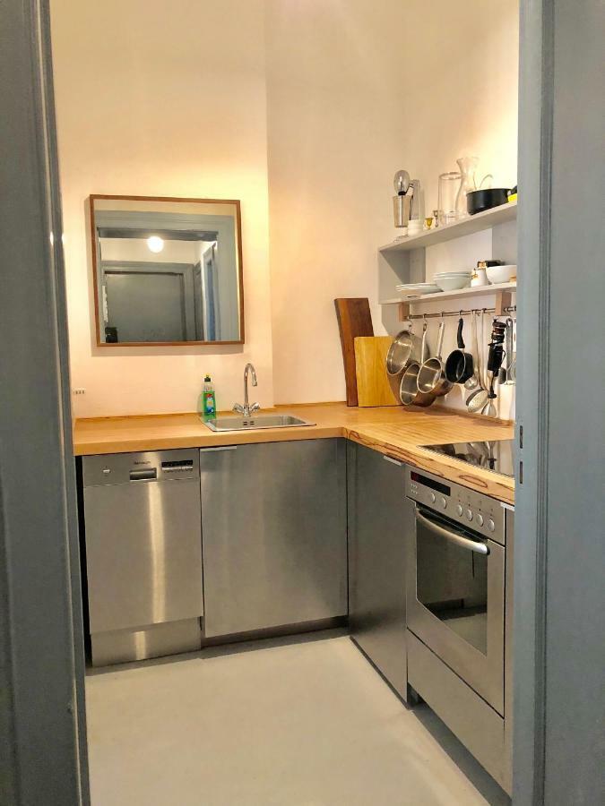 Ladenwohnung In Kreuzberg Mit Parkplatz In Einer Tiefgarage Berlino Esterno foto