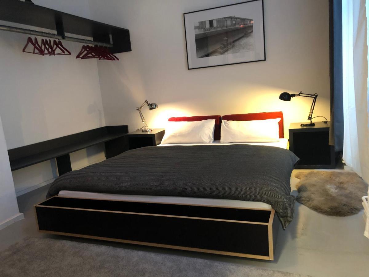 Ladenwohnung In Kreuzberg Mit Parkplatz In Einer Tiefgarage Berlino Esterno foto